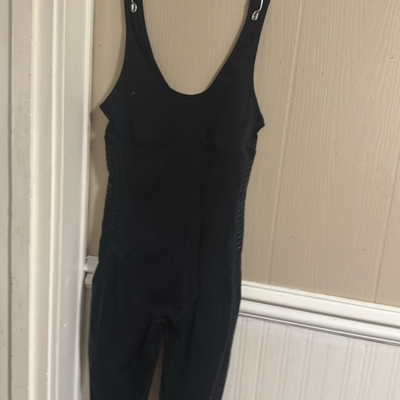 Fabletics Eloise Zoned Black High Compression Bodysuit Unitard Size Small NWOT - Picture 5 of 11